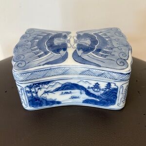 Vintage Chinese White and Blue Ceramic Trinket Jewelry Box Lidded, 5” Long